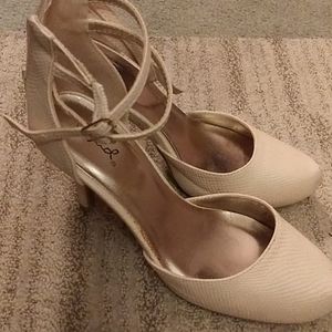 Barely used Qupid heels